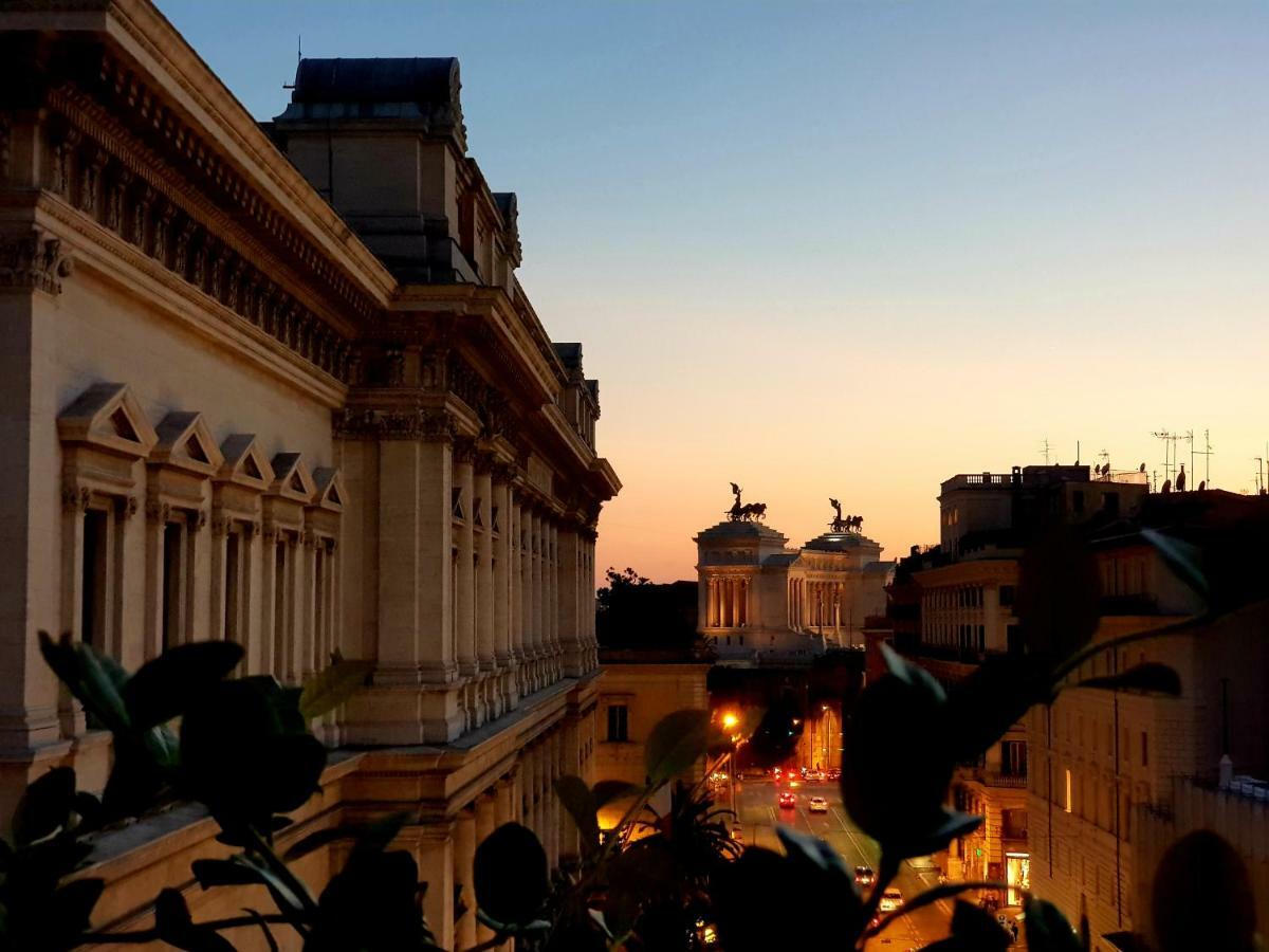 Casa Terrazza Colosseo Roma Exterior foto